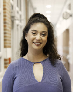 Ellen Sudarshan Headshot